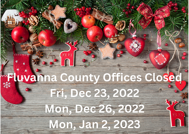 christmas tree with ornaments with text alerting residents to county offices closings dates for christmas holiday
